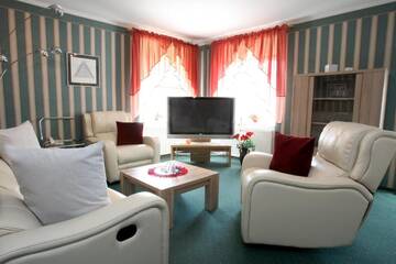 Фото номера Люкс с 1 спальней и сауной Мини-отель Katariina Guesthouse г. Раквере 3