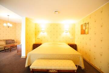 Фото номера Полулюкс с сауной Отель Villa Hotel Theresa г. Раквере 5